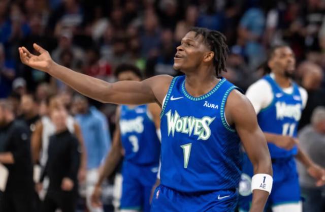 七星彩开奖结果-狼管看好球队未来 随队记者对分区前四持乐观态度